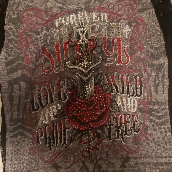 Grey long sleeve Sinful shirt - Picture 2 of 5